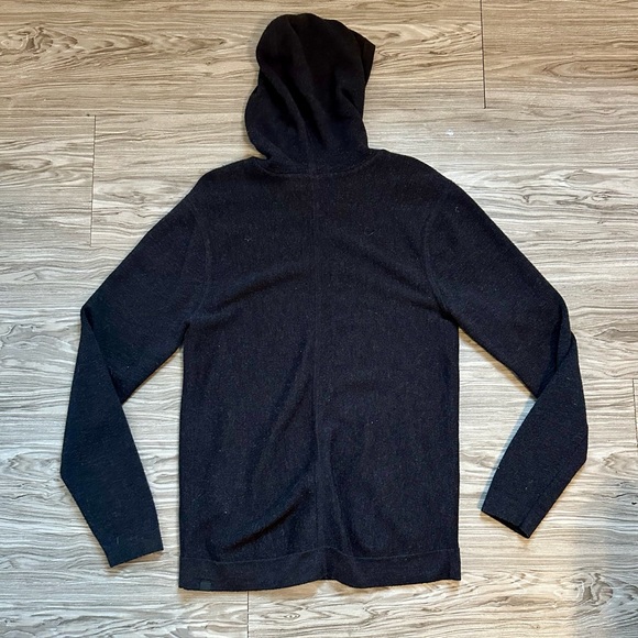 Lululemon turtleneck hoody - Picture 2 of 2